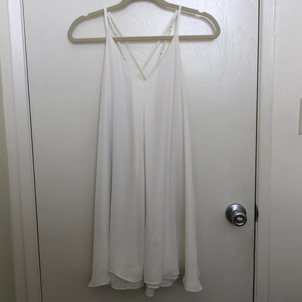 HYFVF White Dress